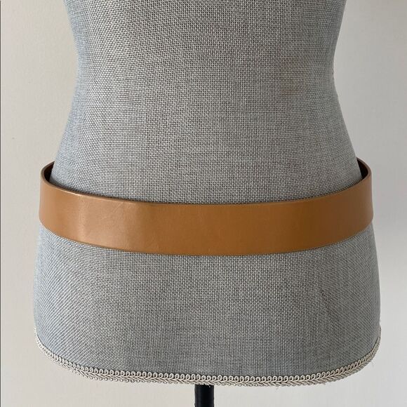 Express Tan Genuine Leather Belt Sz S 1.5” Wide Urban Casual Chic Boho Coastal